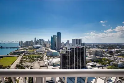 1750 N Bayshore Dr #3512, Miami: photo 1 of 20