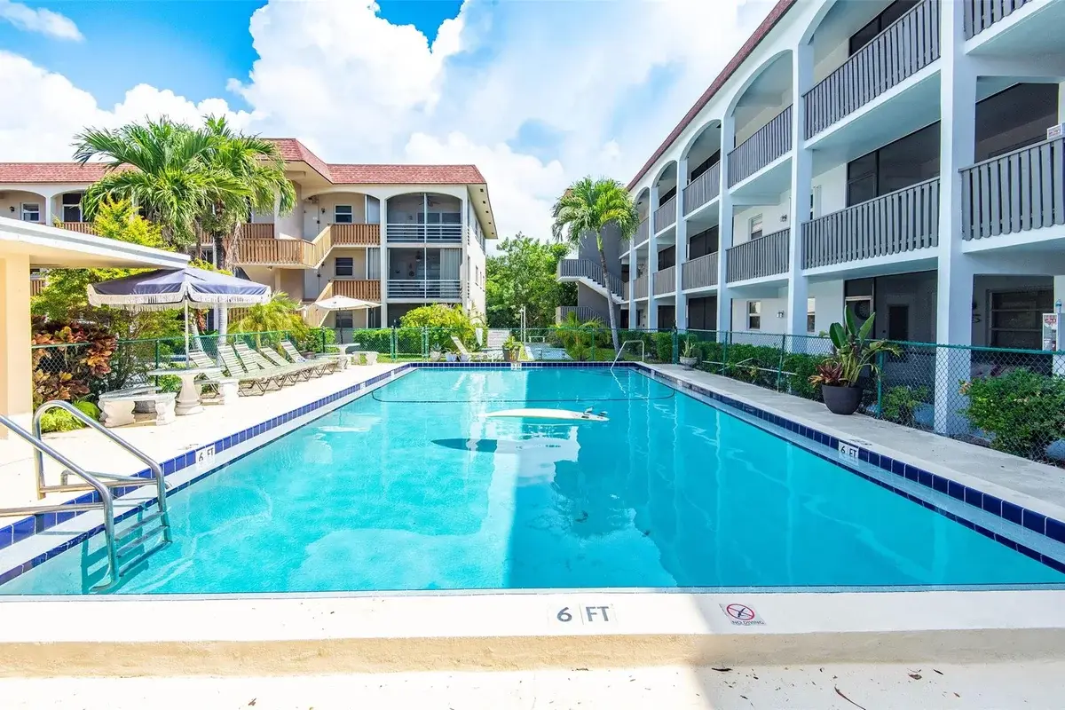 651 Pine Dr #306, Pompano Beach: photo 1 of 36