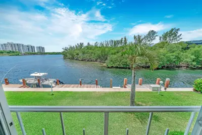 711 NE Harbour Ter #4120, Boca Raton: photo 1 of 36