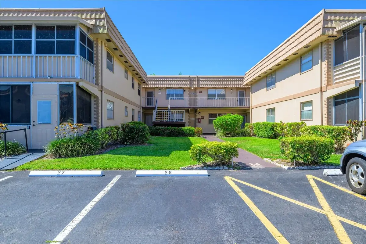 633 Brittany, Delray Beach: photo 1 of 19