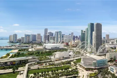 1400 Biscayne Blvd #305, Miami: photo 1 of 30