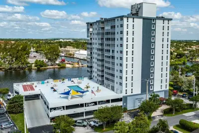 1505 N Riverside Dr #604, Pompano Beach: photo 1 of 50