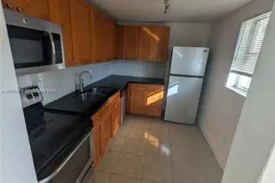 2800 NW 56th Ave #B202, Lauderhill: photo 1 of 19
