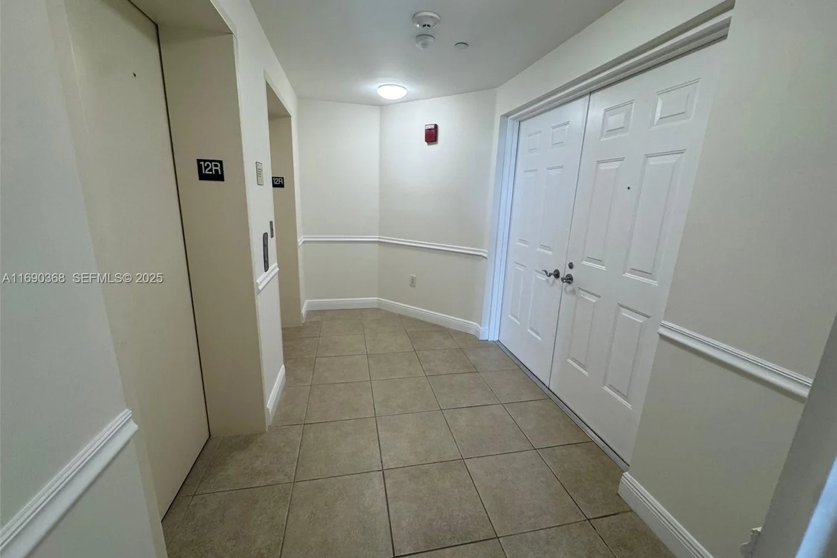 3330 NE 190 St #1215, Aventura: photo 1 of 35