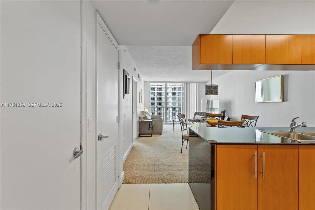 1750 N Bayshore Dr #4809, Miami: photo 1 of 28