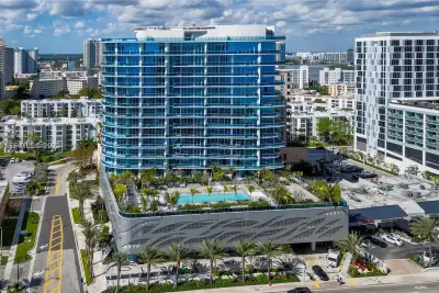 17550 Collins Ave #601, Sunny Isles Beach: photo 1 of 30
