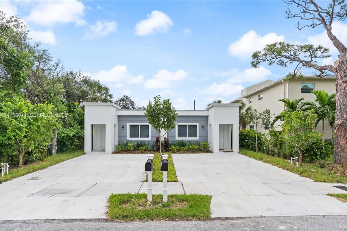 1212 NW 6th Ct, Fort Lauderdale: photo 1 of 36