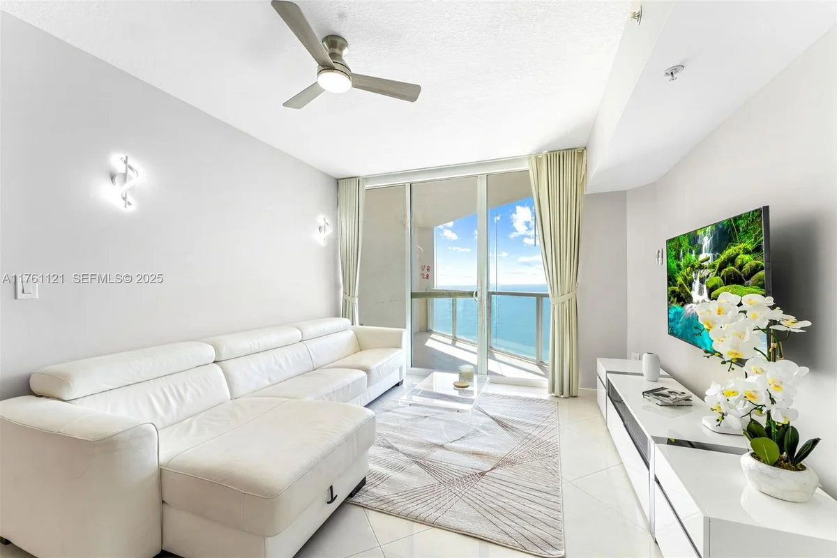 16699 Collins Ave #2810, Sunny Isles Beach: photo 1 of 18