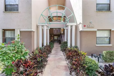 4300 NW 30th St #141, Coconut Creek: photo 1 of 42