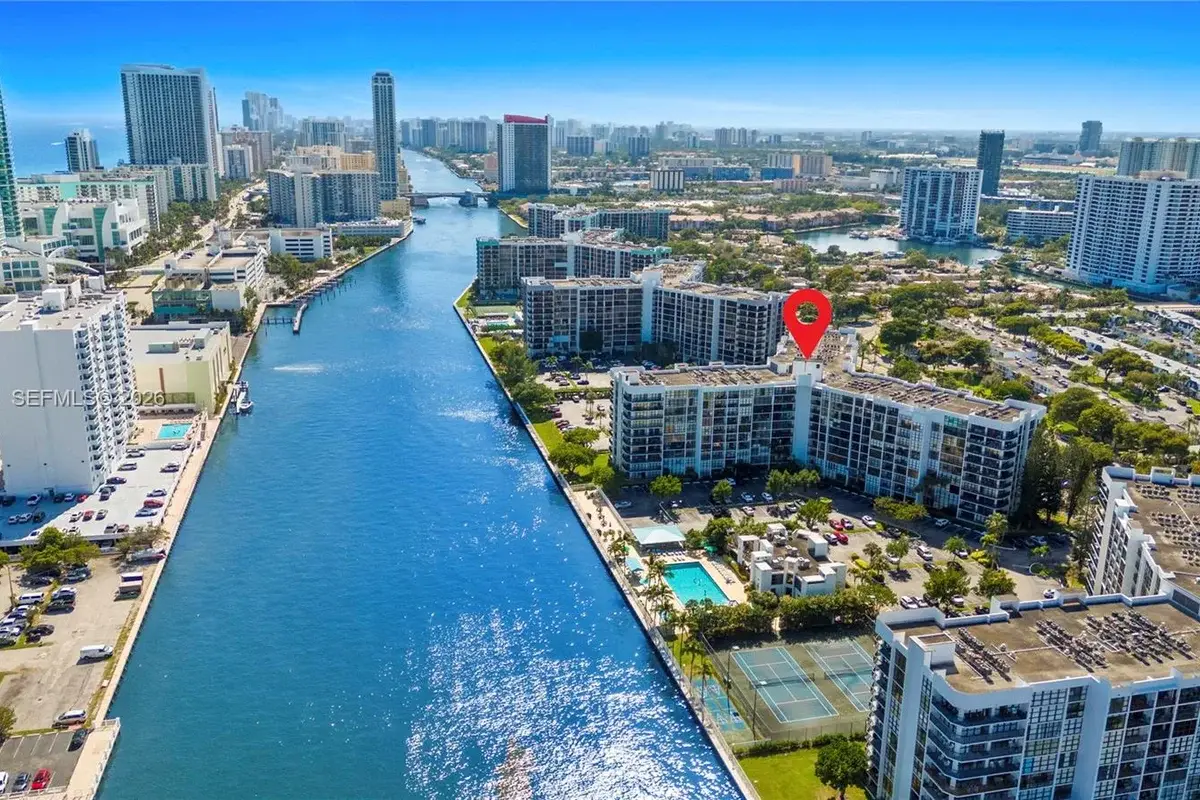 800 Parkview Dr #909, Hallandale Beach: photo 1 of 68