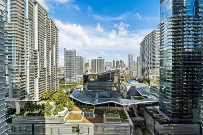 55 SW 9th St #1107, Miami: photo 1 of 16