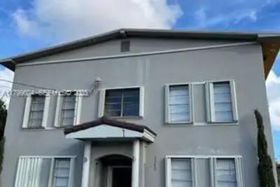 2345 NW Flagler Ter #1, Miami: photo 1 of 3