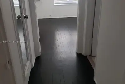 1608 Drexel Ave #18, Miami Beach: photo 1 of 16