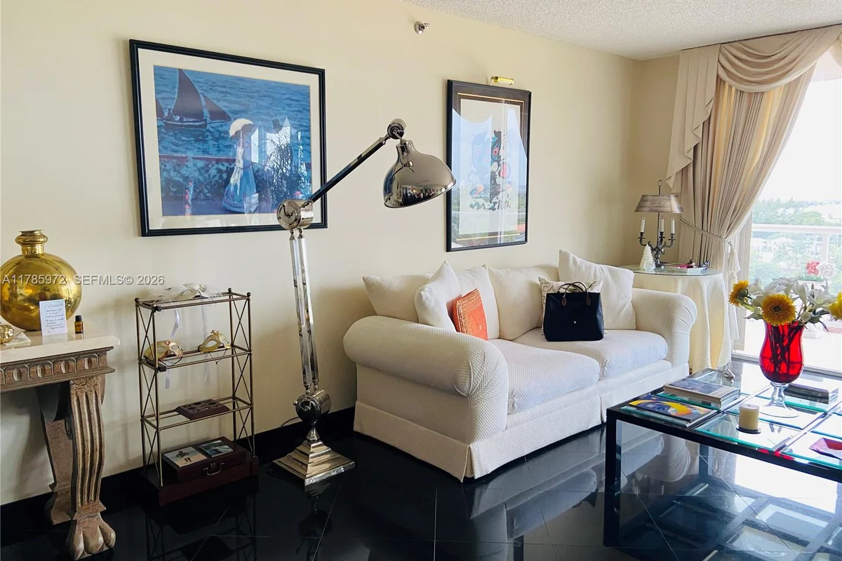 8855 Collins Ave #9E, Surfside: photo 1 of 5