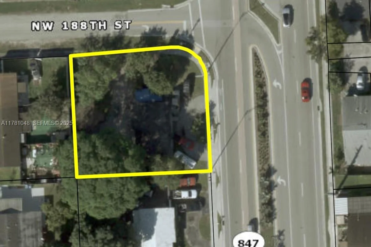 18730 NW 47th Ave, Miami Gardens: photo 1 of 1