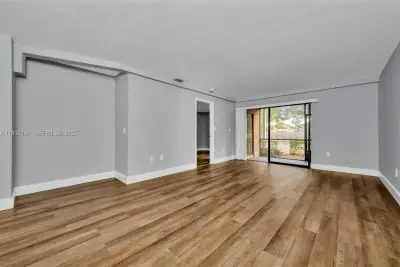 8109 SW 21 Ct, Miramar: photo 1 of 32