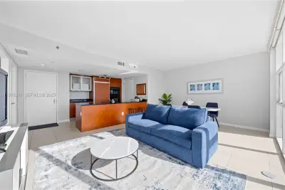 1830 S Ocean Dr #1807, Hallandale Beach: photo 1 of 31