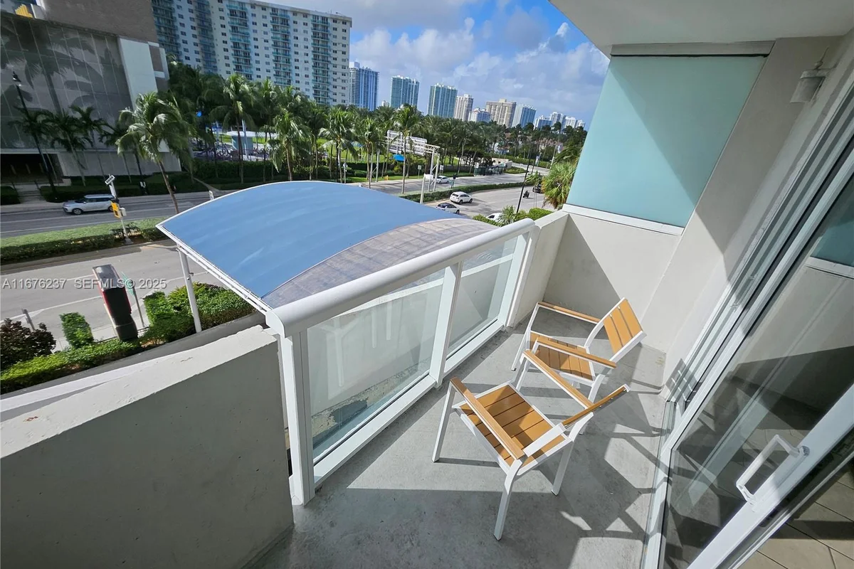19201 Collins Ave #237, Sunny Isles Beach: photo 1 of 37