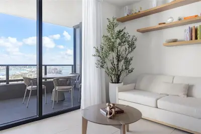 159 NE 6th St #3615, Miami: photo 1 of 97