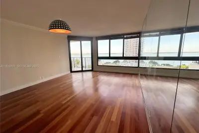 520 Brickell Key Dr #A811, Miami: photo 1 of 50