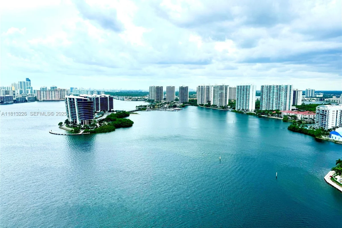 3530 Mystic Pointe Dr #3001, Aventura: photo 1 of 18