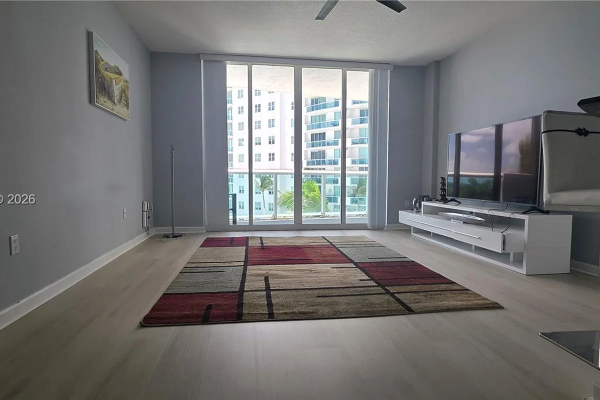 7900 Harbor Island Dr #806, North Bay Village: photo 1 of 45