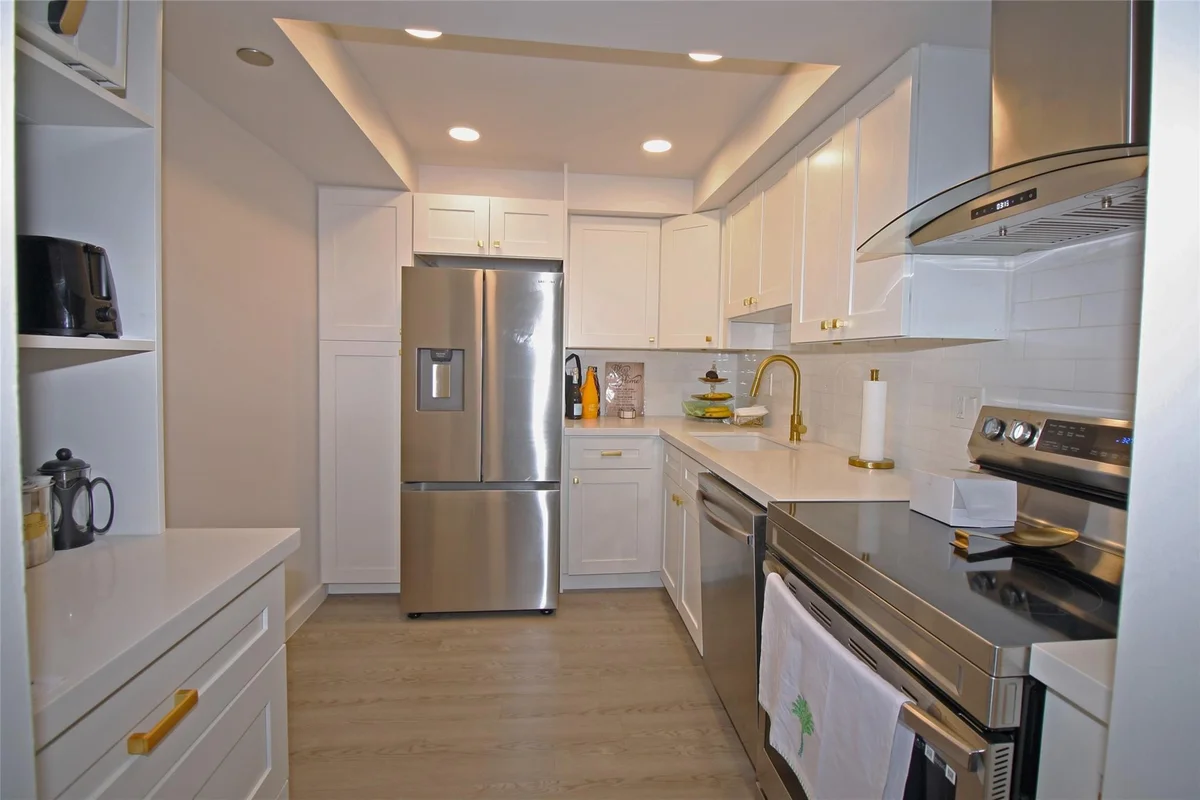1100 Saint Charles Pl #521, Pembroke Pines: photo 1 of 29