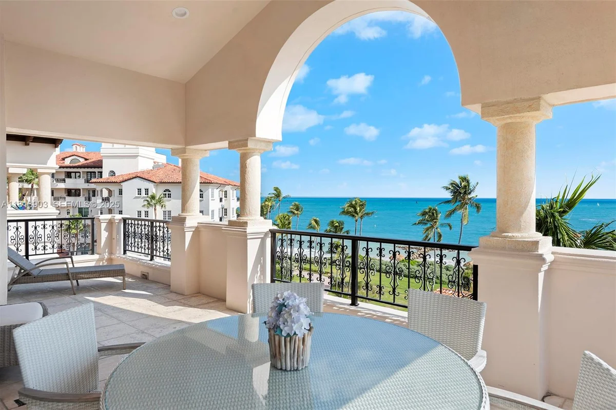 19253 Fisher Island Dr, Miami Beach: photo 1 of 52