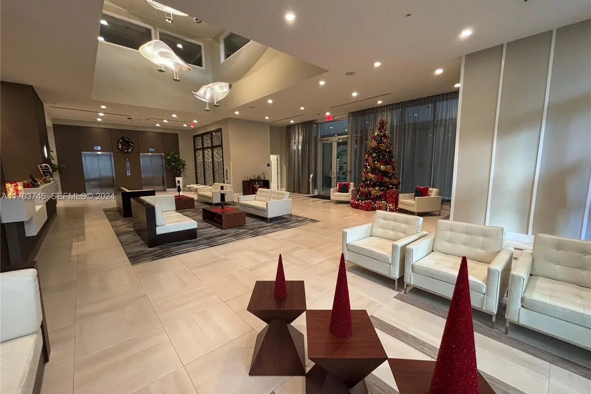 7825 NW 107th Ave #310, Doral: photo 1 of 15