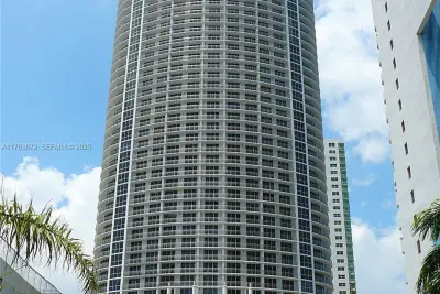 1750 N Bayshore Dr #2215, Miami: photo 1 of 14