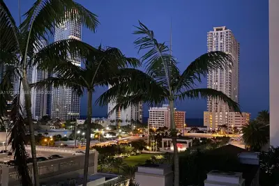 300 Sunny Isles Blvd #4-703, Sunny Isles Beach: photo 1 of 20