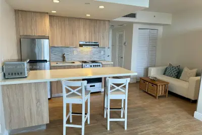 1720 Harrison St #15F, Hollywood: photo 1 of 22