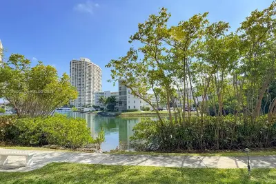 2930 Point East Dr #E109, Aventura: photo 1 of 60