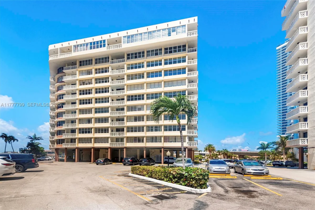 1817 S Ocean Dr #628, Hallandale Beach: photo 1 of 26