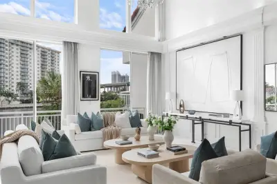 19555 NE 37th Ave, Aventura: photo 1 of 56