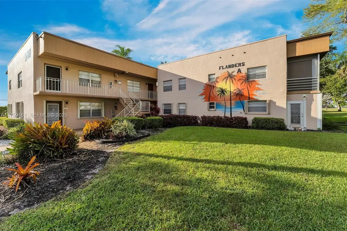38 Flanders A, Delray Beach: photo 1 of 45