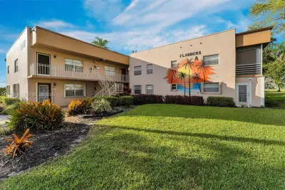38 Flanders A, Delray Beach: photo 1 of 45