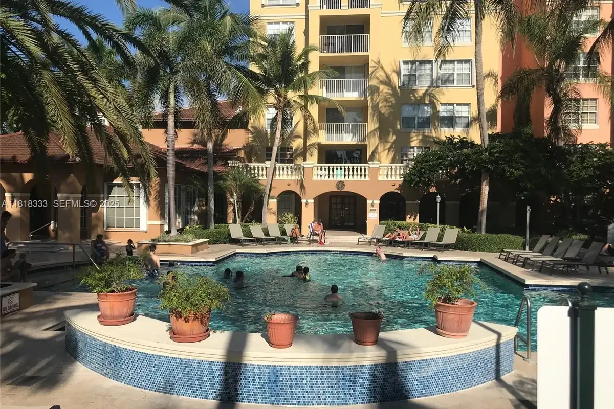 19801 E Country Club Dr #4-603, Aventura: photo 1 of 26