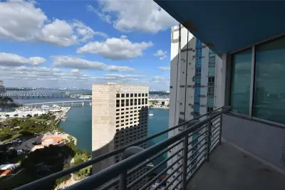 325 S Biscayne Blvd #3822, Miami: photo 1 of 12