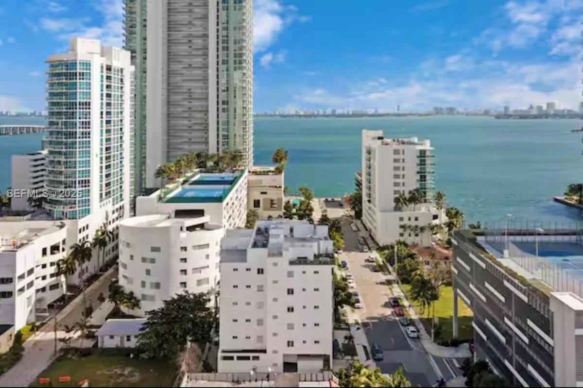 481 NE 29th St #706, Miami: photo 1 of 26