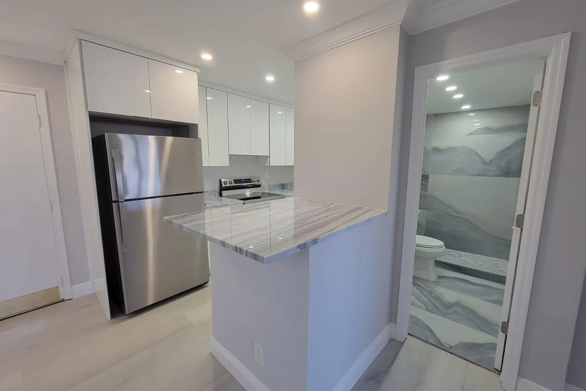 200 S Birch Rd #1205, Fort Lauderdale: photo 1 of 10