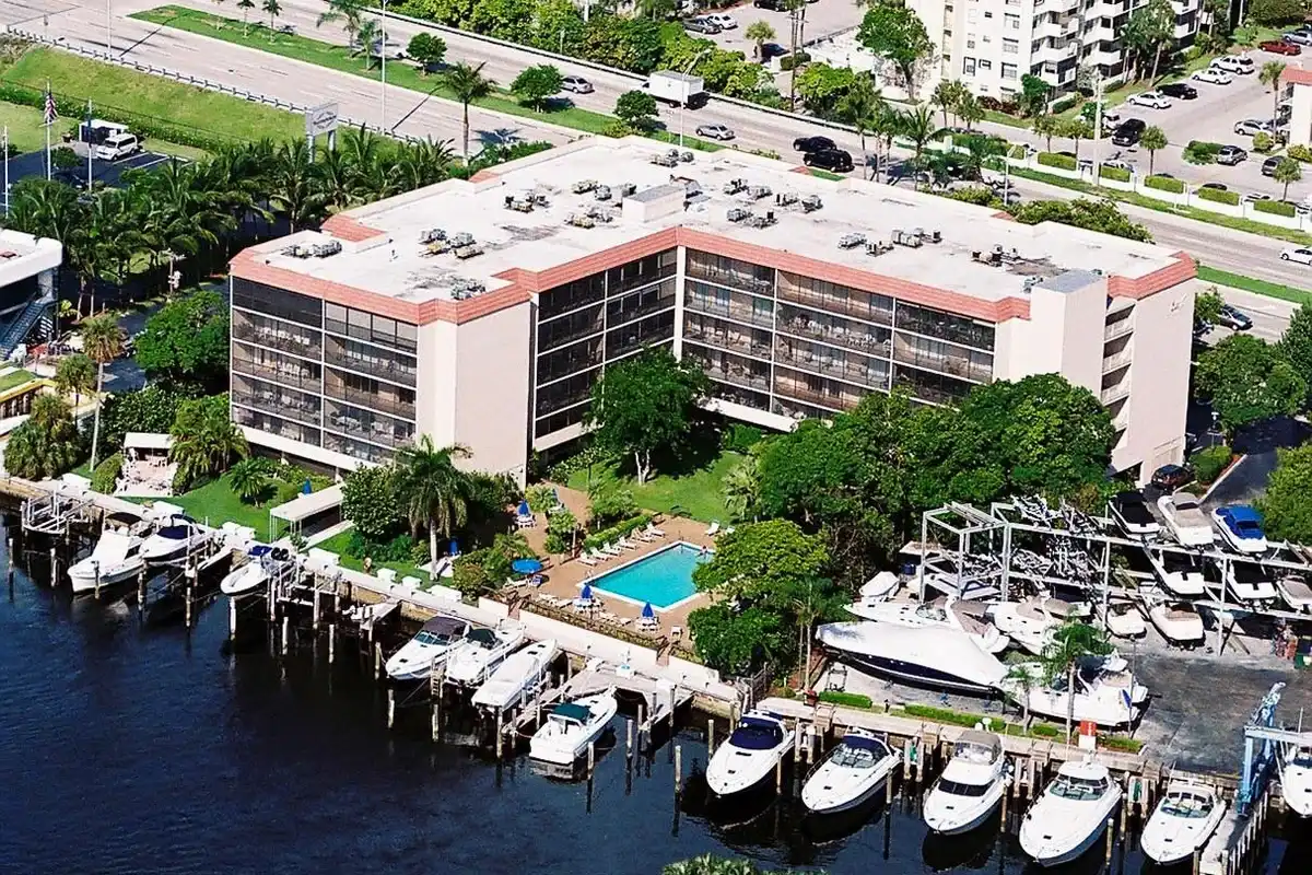 740 S Federal Hwy #216, Pompano Beach: photo 1 of 28