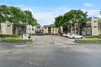 7750 W Mcnab Rd #203, Tamarac: photo 1 of 13