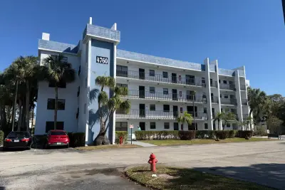 4760 Lucerne Lakes Blvd W #206, Lake Worth: photo 1 of 19