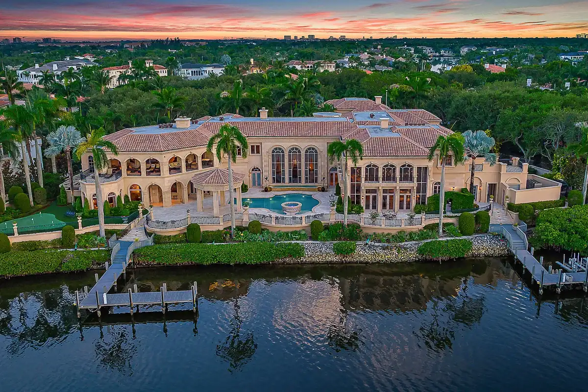 209 Commodore Dr, Jupiter: photo 1 of 75