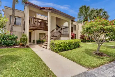 5306 Cedar Lake Dr #201, Boynton Beach: photo 1 of 60