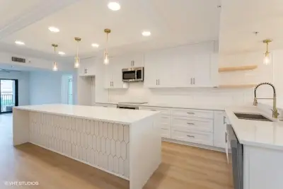 601 Seafarer Cir #101, Jupiter: photo 1 of 32