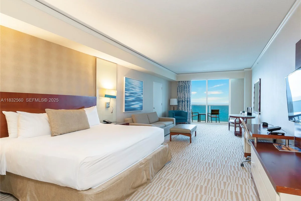 18001 Collins Ave #1107, Sunny Isles Beach: photo 1 of 22