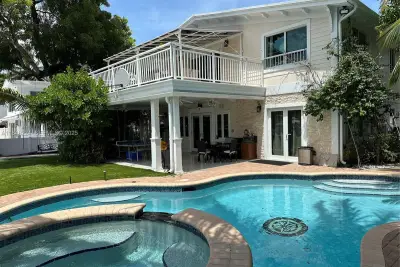 1524 Argyle Dr, Fort Lauderdale: photo 1 of 40