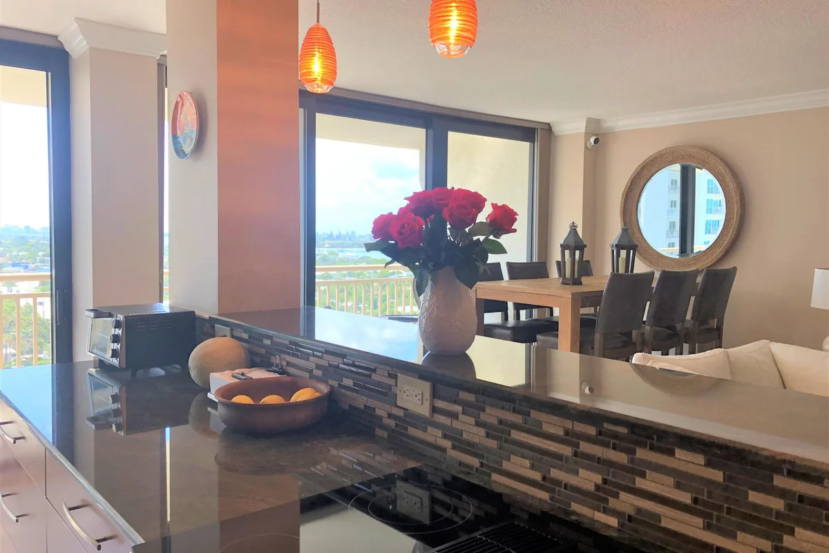 3400 N Ocean Dr #1506, Riviera Beach: photo 1 of 42